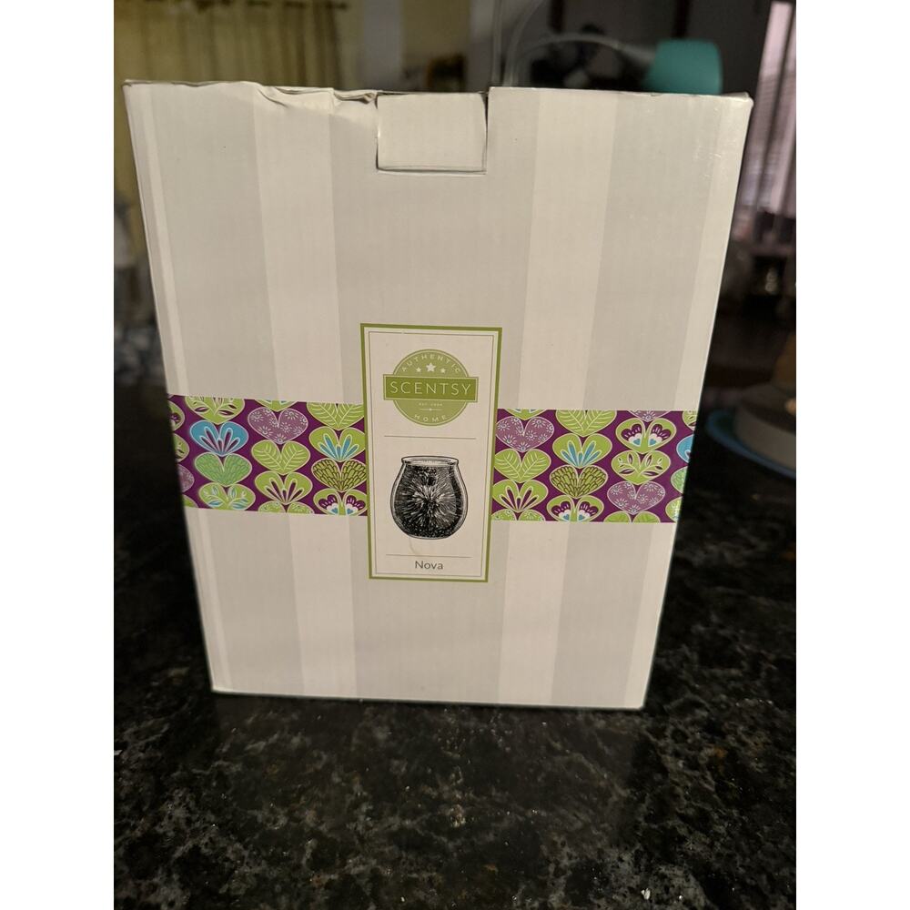 Scentsy Nova Wax Melt Night Light Home Fragrance Blue Metallic Firework - Picture 4 of 4